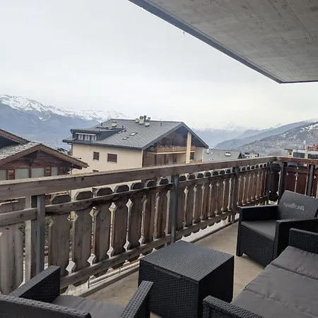 Pracondu 1 101 - Outdoor & Fun 8 Pers Apartment